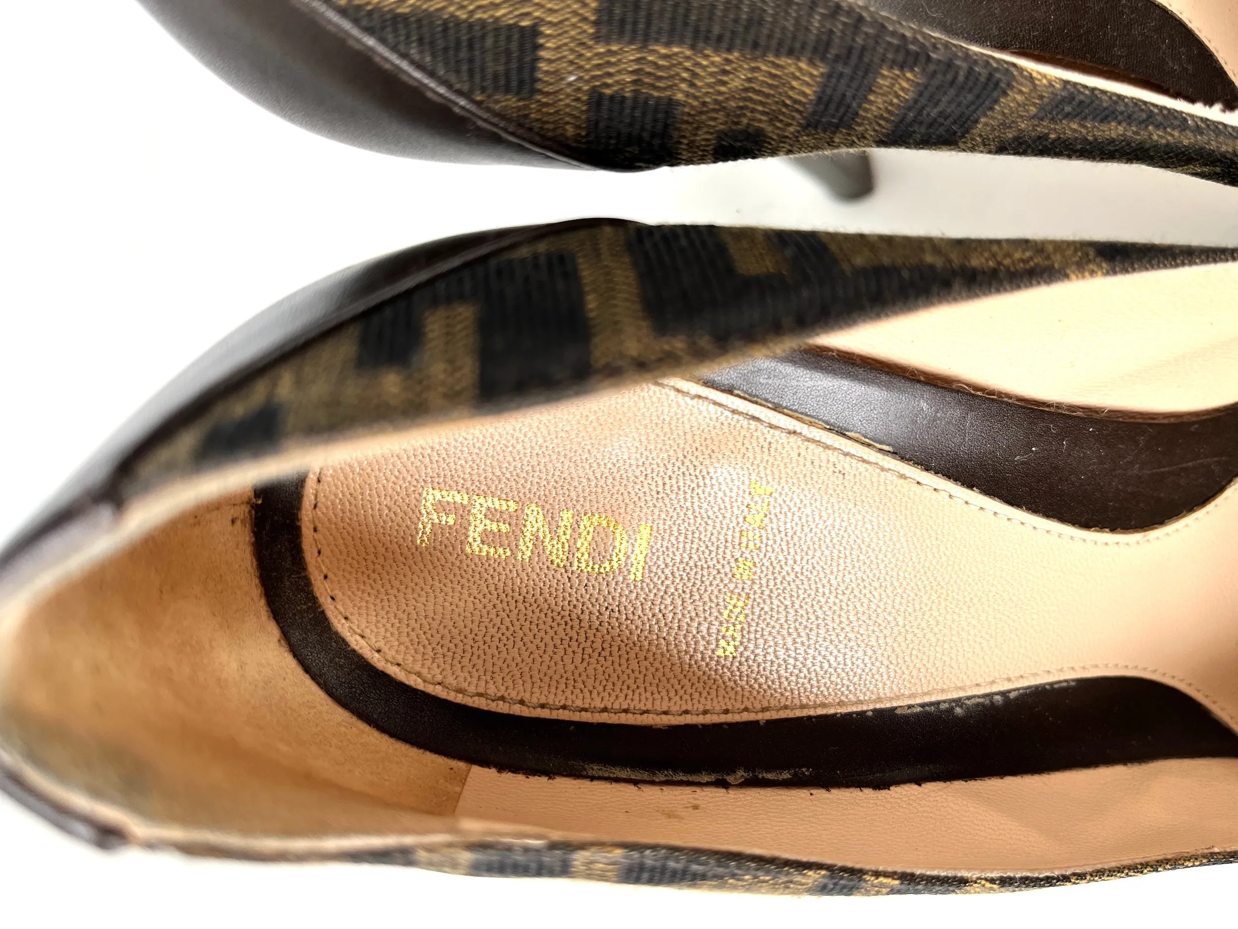 Fendi Zucca Platform High Heel Brown Round Toe Pumps 39 9