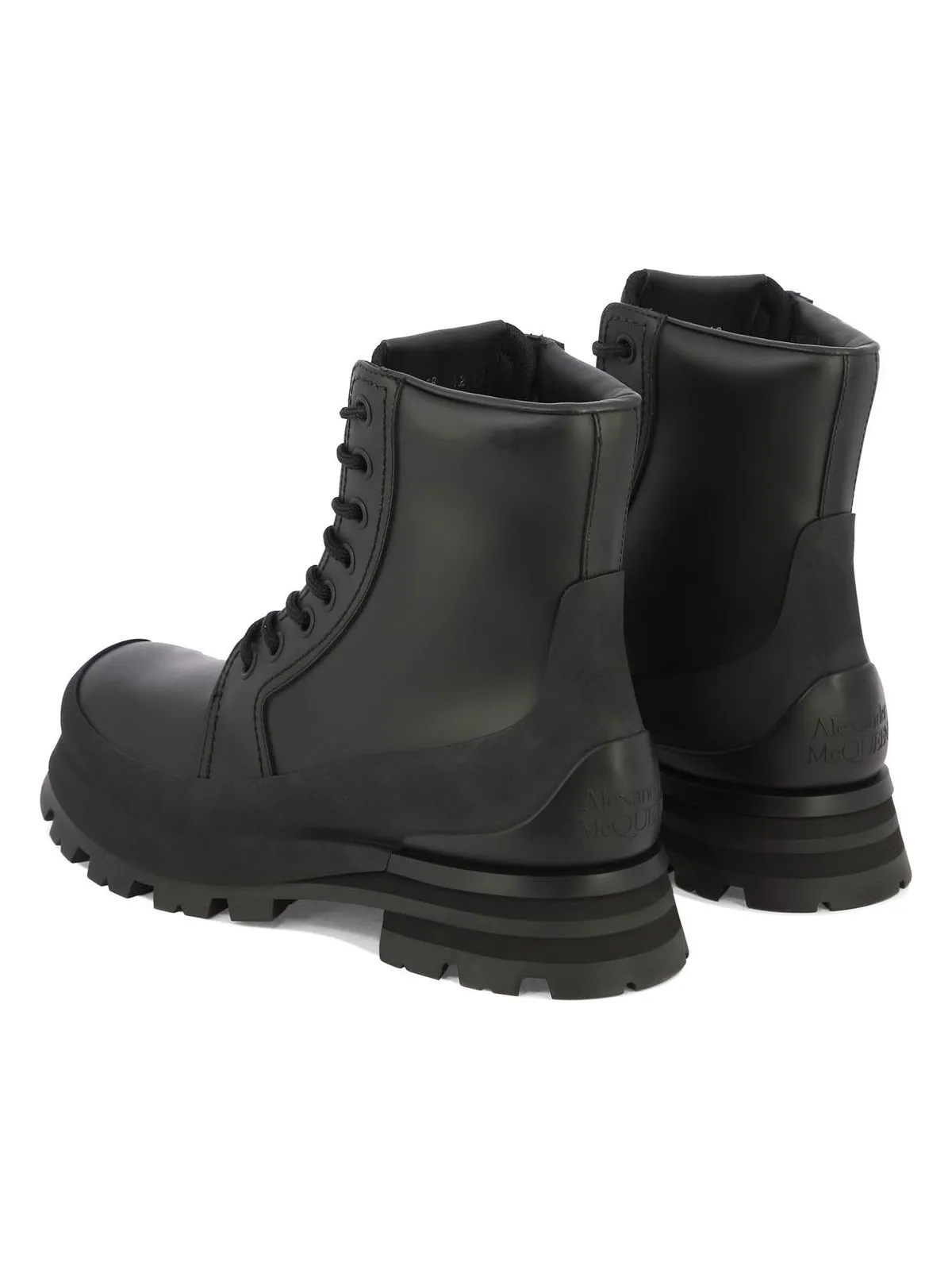 "WANDER" LACE-UP BOOTS